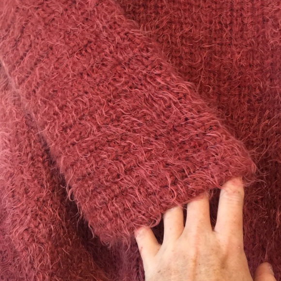 Knox Rose Soft/Fluffy sweater size S - Picture 4 of 7
